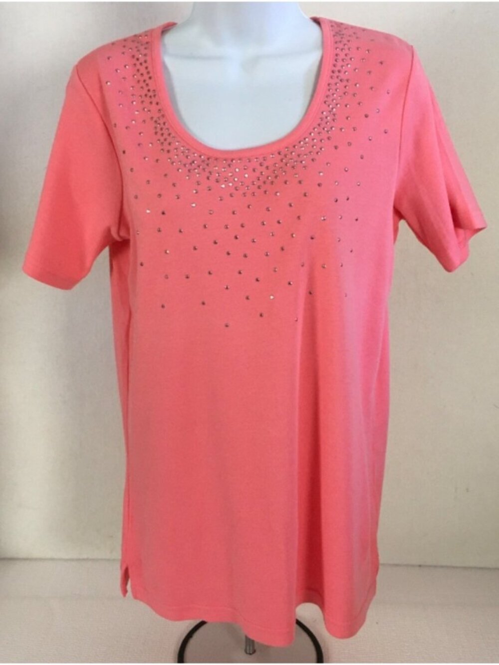 Quacker Factory Top Women Size XS Coral Sequined Round Neck Short Sleeves New